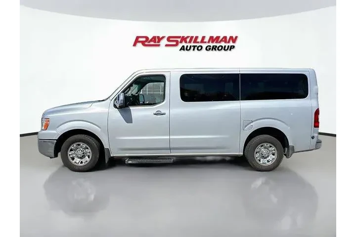 $22988 : Nissan NV 2015 3500 HD S 3dr image 4