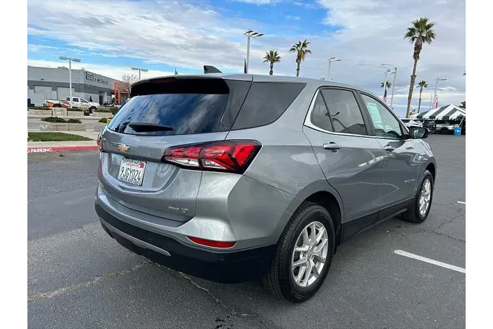 $23995 : Chevrolet Equinox 2024 4x4 L image 3