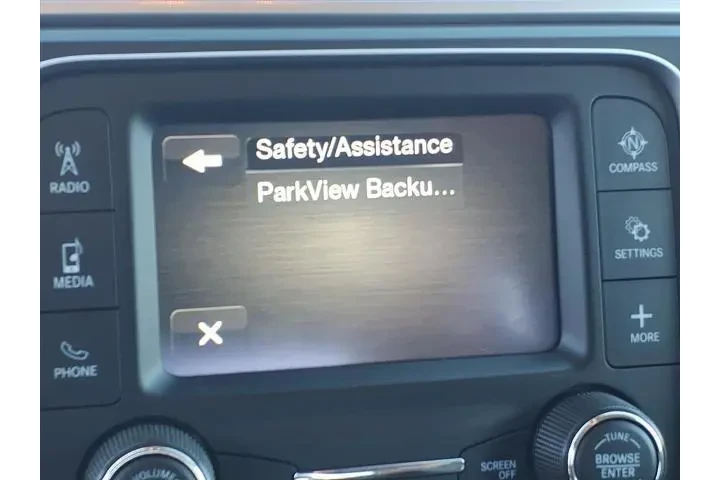 $27988 : Ram 1500 Classic 2024 4x2 SL image 9