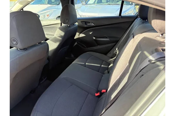 $7950 : 2018 Cruze LT Auto image 8