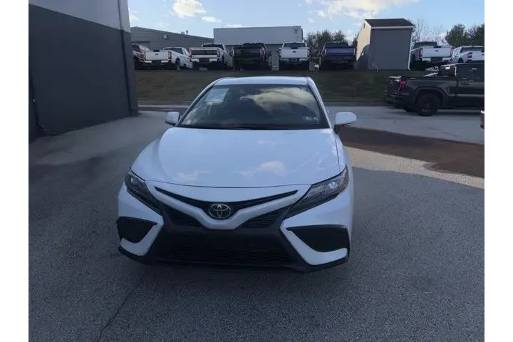 $25977 : Toyota Camry 2024 SE 4dr Sed image 7