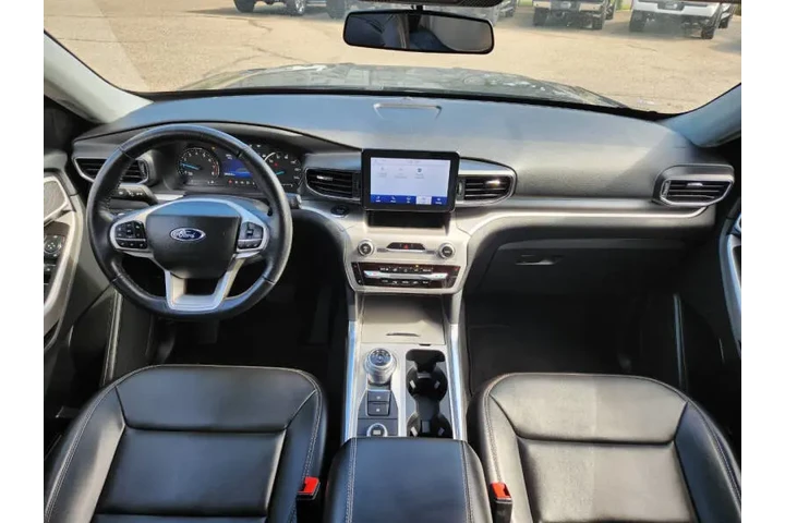 $23495 : 2022 Explorer XLT image 4