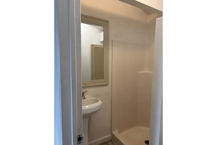 $2500 : Rento una casita image 3