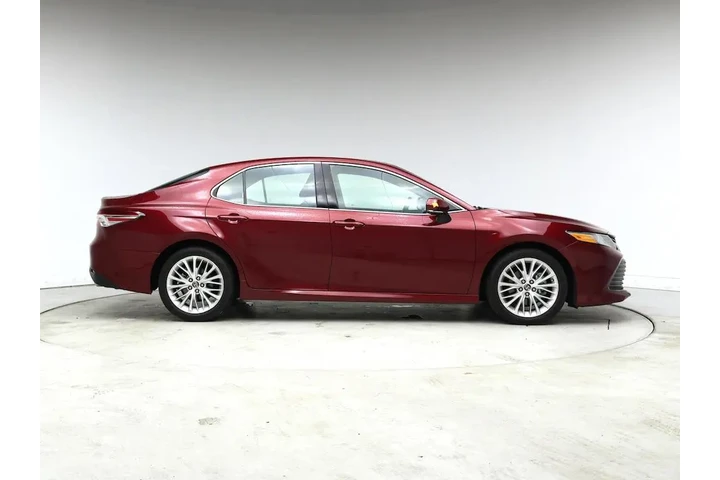 $23998 : Toyota Camry 2018 XLE 4dr Se image 7