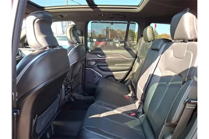 $32770 : Jeep Grand Cherokee 2022 4x4 image 10