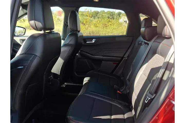 $28990 : Ford Escape 2025 AWD ST-Line image 10