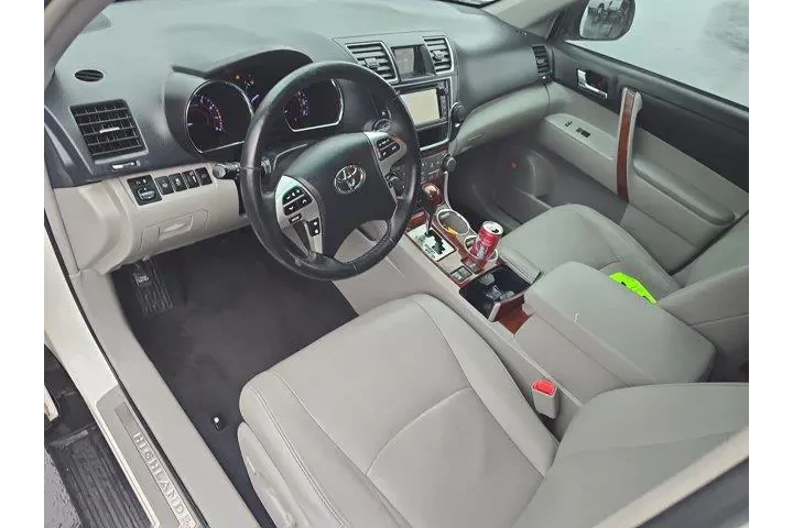 $12995 : Toyota Highlander 2013 AWD L image 7