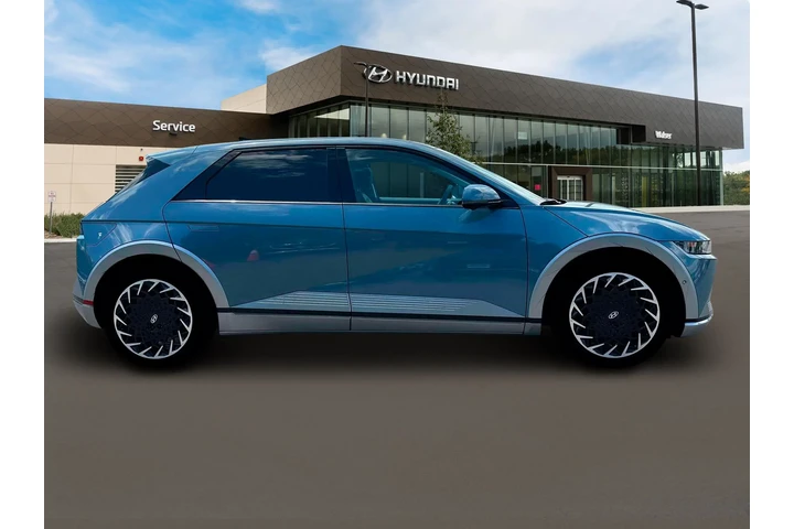 $35998 : Hyundai IONIQ 5 2024 AWD Lim image 9