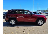 $23400 : Jeep Grand Cherokee 2023 4x2 thumbnail