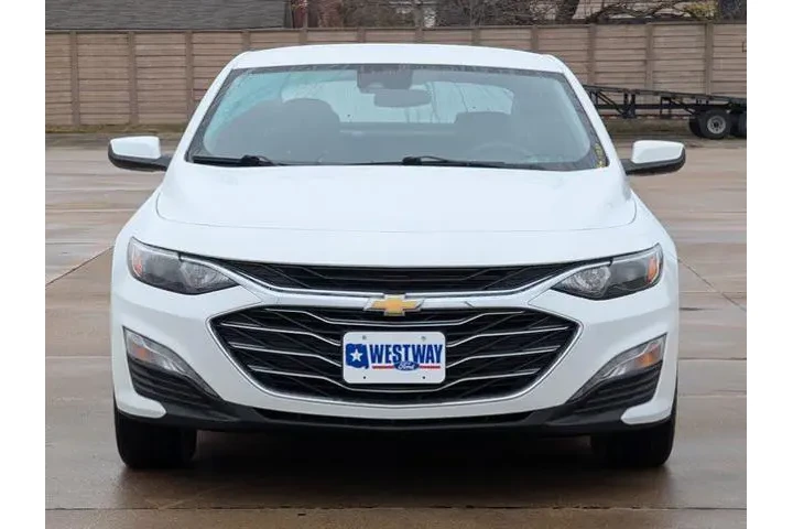 $15460 : Chevrolet Malibu 2023 LT 4dr image 7