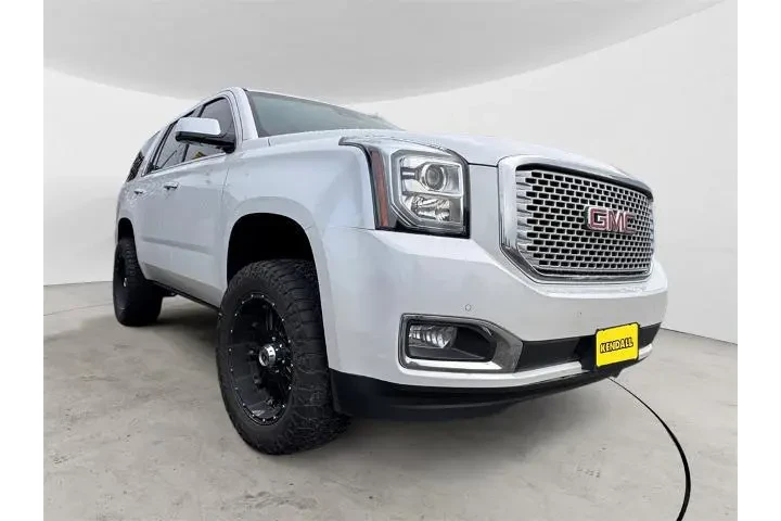 $21471 : GMC Yukon 2016 4x4 Denali 4d image 4
