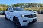 $15900 : 2018 Grand Cherokee thumbnail