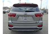$18425 : Kia Sorento 2019 AWD EX V6 4 thumbnail