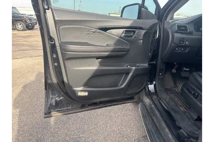 $29700 : Honda Pilot 2021 AWD Touring image 9