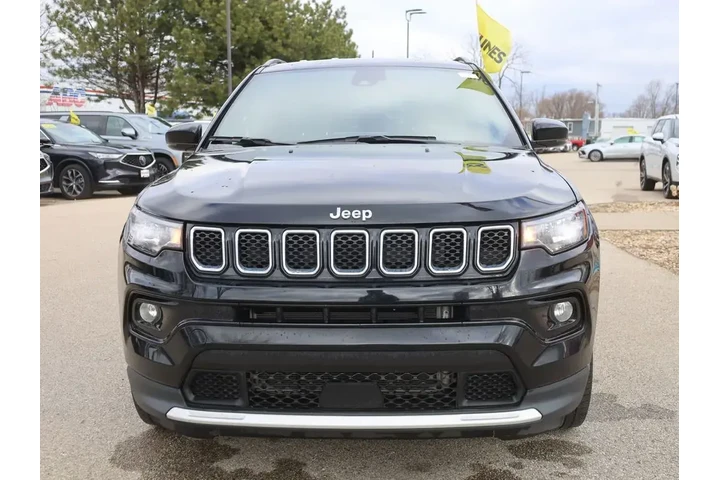 $23777 : Jeep Compass 2023 4x4 Limite image 3