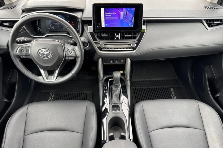 $28900 : Toyota Corolla Cross 2023 AW image 6