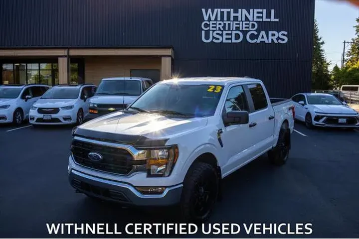 $43995 : Ford F-150 2023 4x4 XLT 4dr image 1
