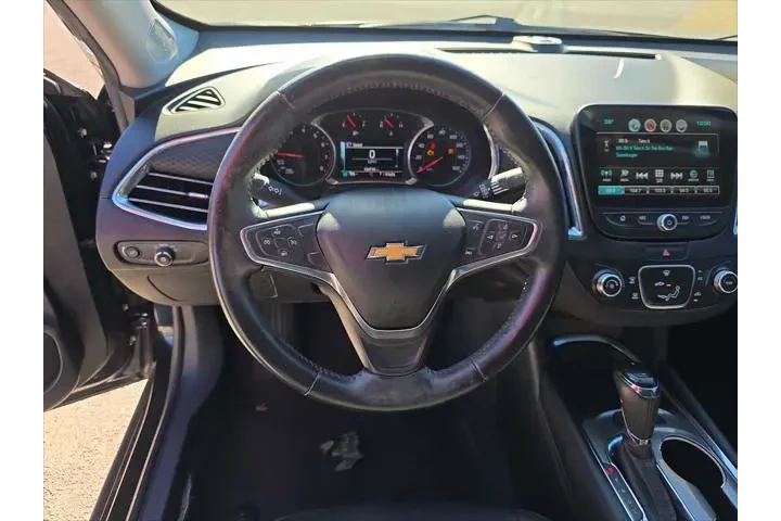 $8988 : Chevrolet Malibu 2017 LT 4dr image 10