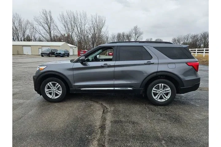 $29000 : Ford Explorer 2024 AWD XLT 4 image 7