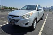 $8500 : 2011 HYUNDAI TUCSON thumbnail