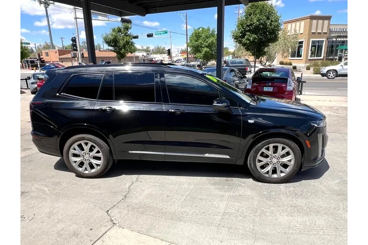 2020 XT6 Sport image 4