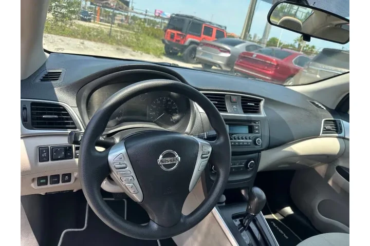$9297 : 2017 Sentra S image 6
