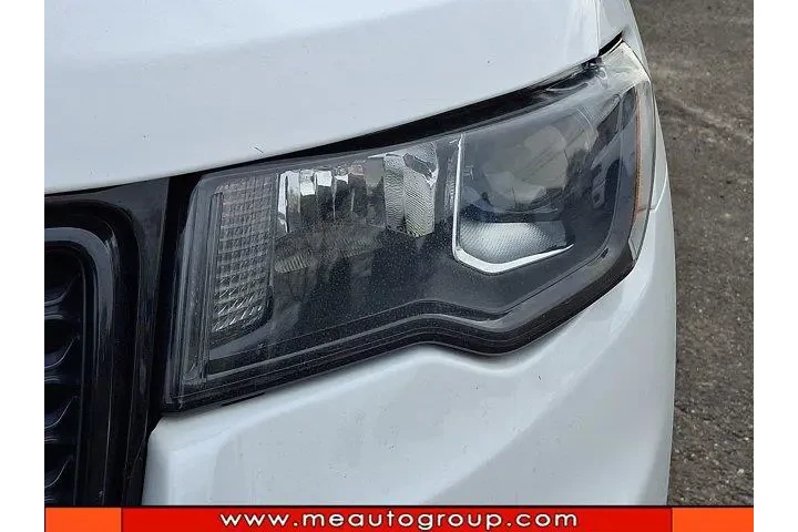 $17555 : Jeep Grand Cherokee 2019 4x4 image 3