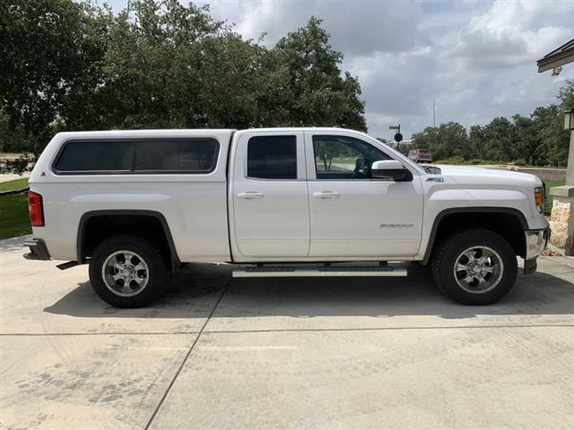 $11000 : 2014 GMC Sierra 1500 SLE 4DR image 1