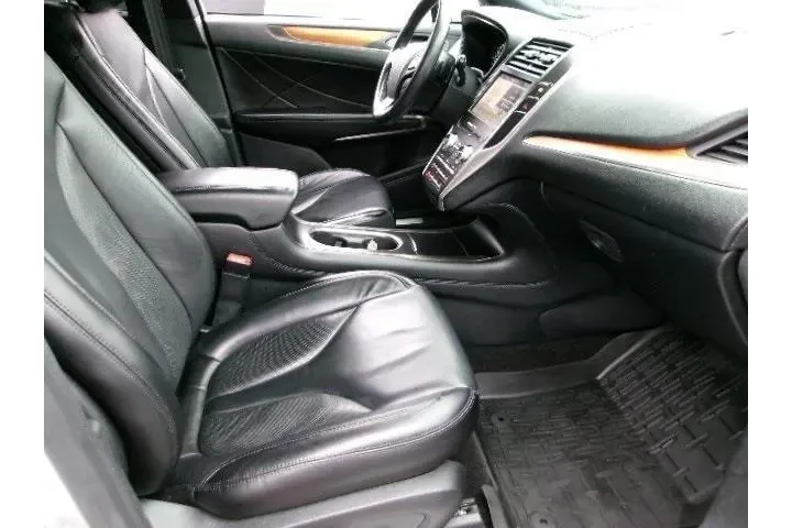 $18996 : Lincoln MKC 2019 AWD Select image 5