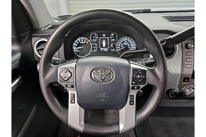 $36998 : Toyota Tundra 2018 4x4 SR5 4 image 10