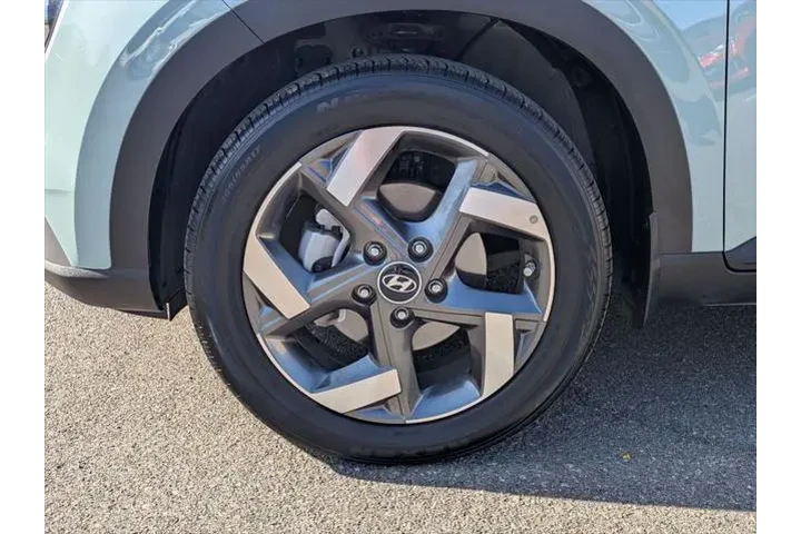 $20923 : Hyundai VENUE 2025 Limited 4 image 10