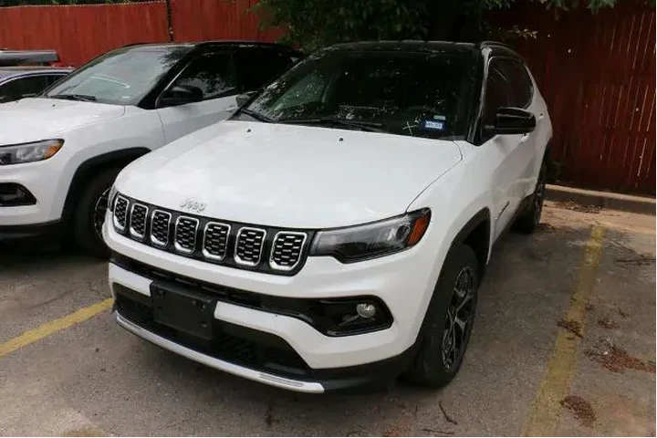 $27995 : Jeep Compass 2025 4x4 Limite image 2