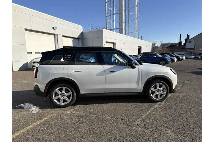 $36995 : MINI Countryman 2025 AWD Coo image 6
