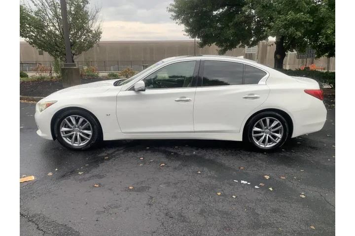 $9995 : 2014 Q50 Premium image 3