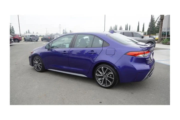 $19700 : 2022 Corolla SE Sedan 4D image 8