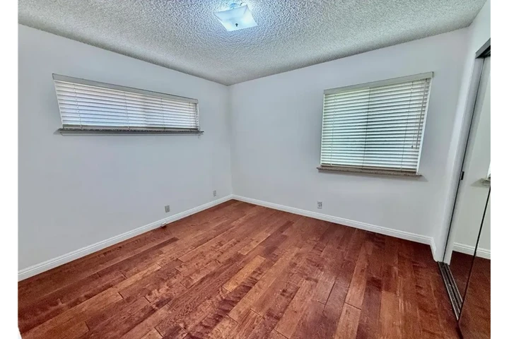 $2500 : Newly Remolded 3Bed2Bath in LA image 8
