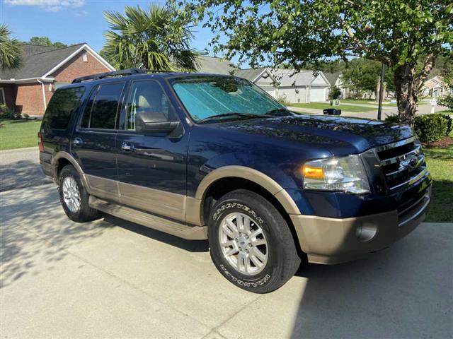 $7000 : 2013 Ford Expedition XLT SUV image 1
