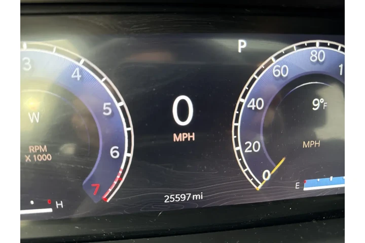 $33500 : Jeep Grand Cherokee 2023 4x4 image 8