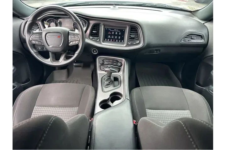 $30000 : Dodge Challenger 2021 R/T 2d image 8