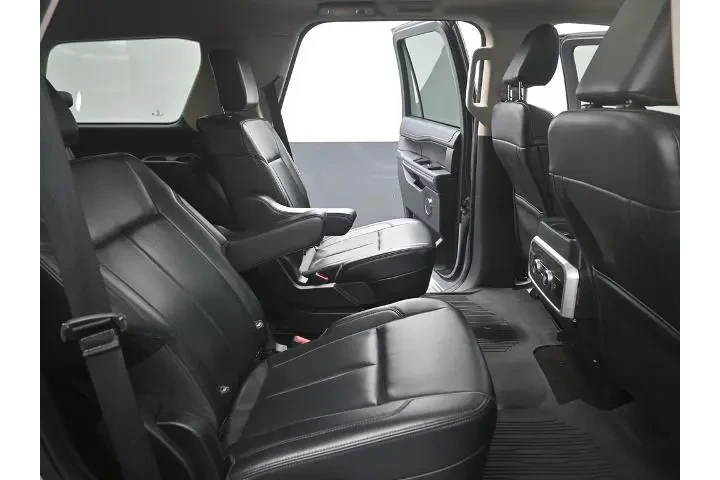 $37291 : Ford Expedition 2022 4x2 XLT image 10