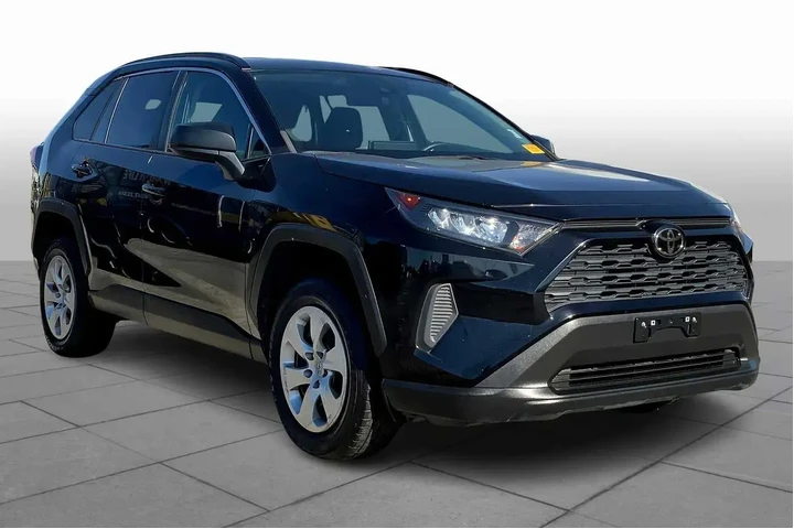$22198 : Toyota RAV4 2021 AWD LE 4dr image 2