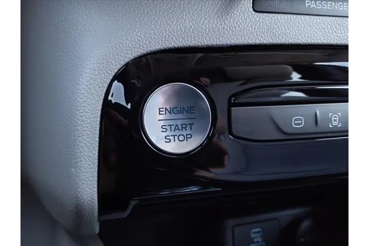 $29100 : Ford Escape Plug-In Hybrid 2 image 7