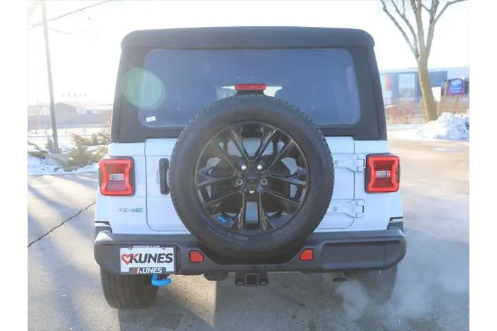 $29777 : Jeep Wrangler 2023 4x4 Sahar image 8