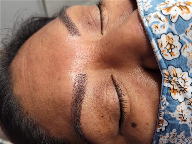 Defined brows image 6