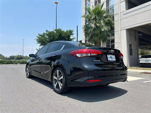 $16500 : 2017 KIA FORTE2017 KIA FORTE image 3