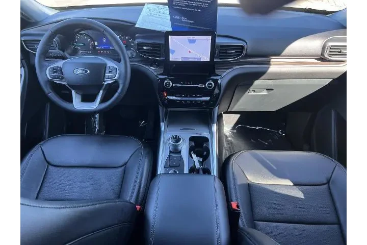 $37426 : Ford Explorer 2024 AWD Limit image 5