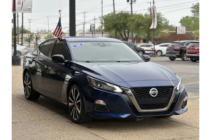 $1 : 2020 Altima 2.5 SR image 4