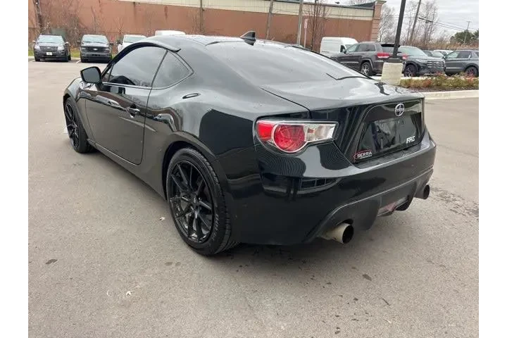 $14178 : Scion FR-S 2015 2dr Coupe 6A image 7