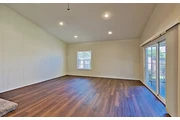 $2620 : Available 3Bed 2Bat in LA thumbnail