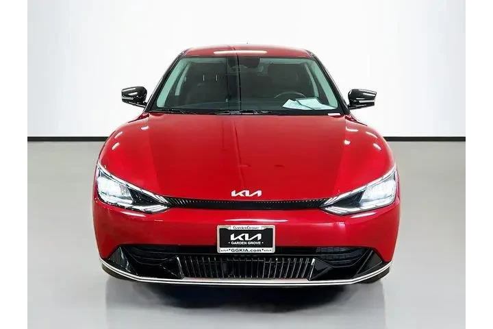 $22846 : Kia EV6 2023 Wind 4dr Crosso image 2